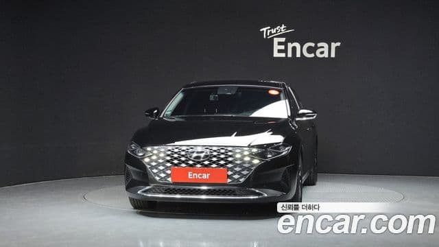 Hyundai The New Grandeur IG Hybrid 3