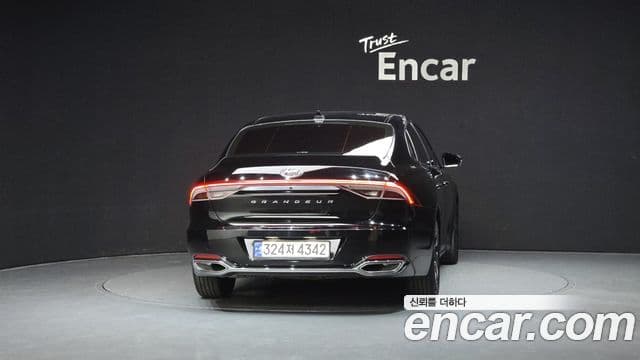Hyundai The New Grandeur IG Hybrid 4
