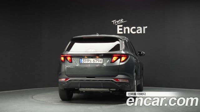 Hyundai Tucson (NX4) 4