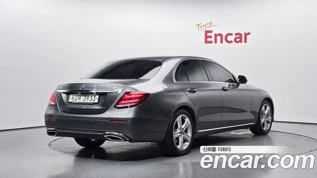 Mercedes-Benz E-Class W213 2