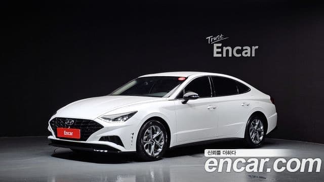 Hyundai Sonata (DN8) 1