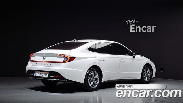 Hyundai Sonata (DN8) 2