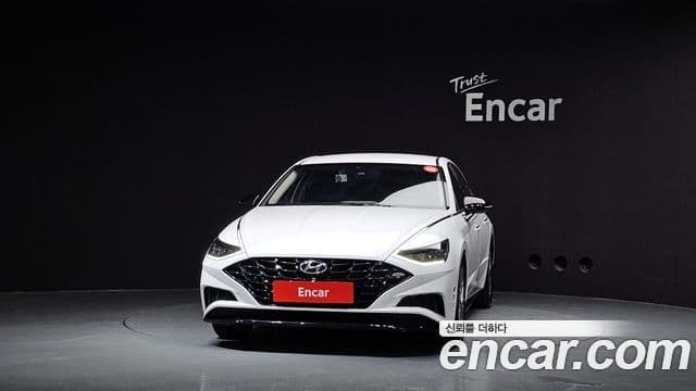 Hyundai Sonata (DN8) 3