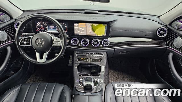 Mercedes-Benz E-Class W213 4