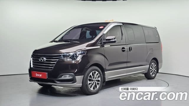 Hyundai The New Grand Starex