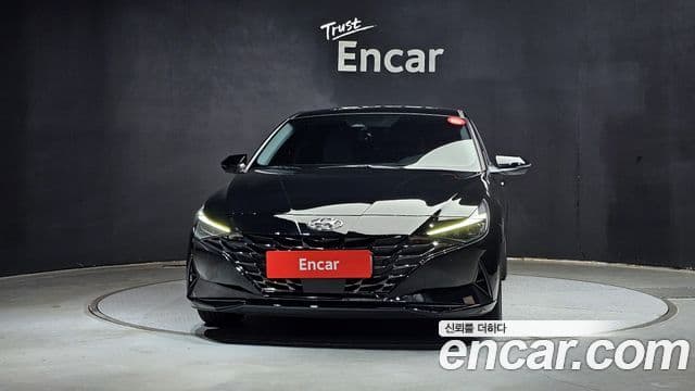 Hyundai Avante (CN7) 2