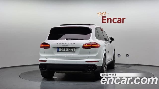 Porsche New Cayenne 4