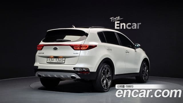 Kia Sportage The Bold 2