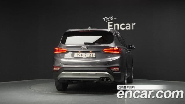 Hyundai Santa Fe TM 3