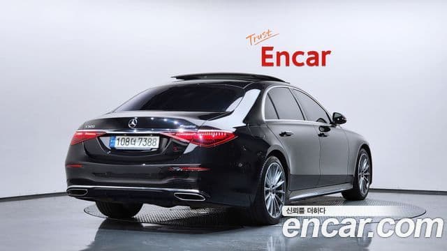 Mercedes-Benz S-Class W223 2