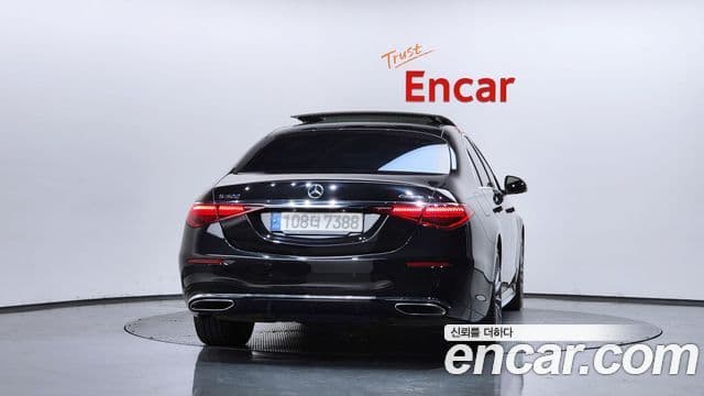 Mercedes-Benz S-Class W223 4