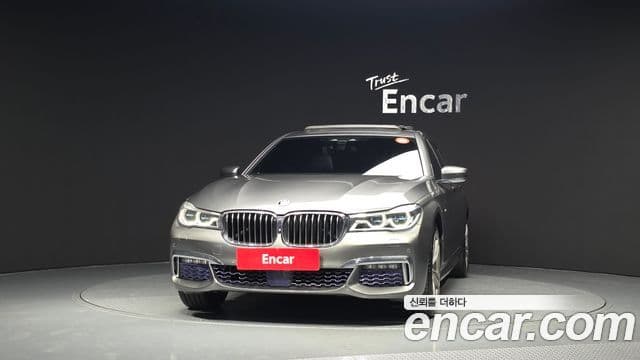 BMW 7 Series (G11) 3