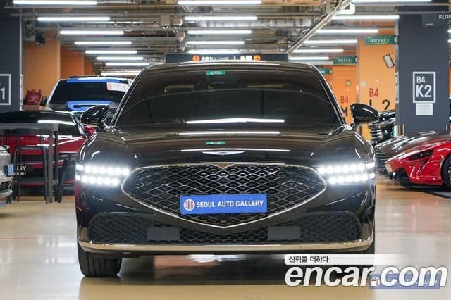 Genesis G90 (RS4) 1