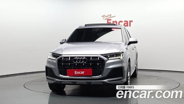 Audi Q7 (4M) 3