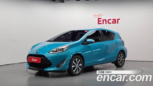 Toyota Prius C 1