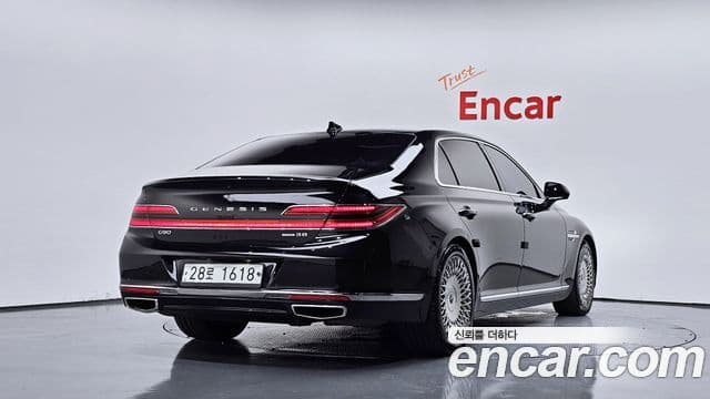 Genesis G90 2