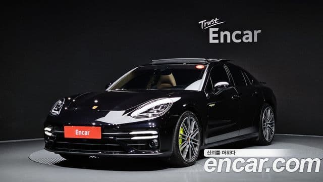 Porsche Panamera (971) — 1