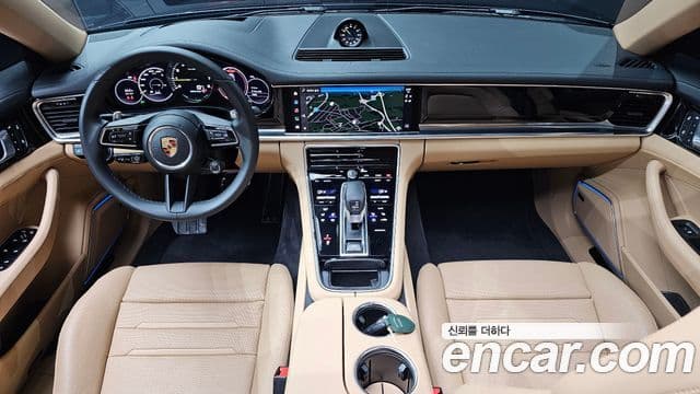Porsche Panamera (971) 4