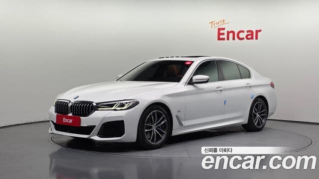BMW 5 Series (G30)