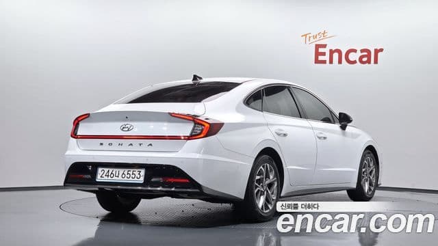 Hyundai Sonata (DN8) 2