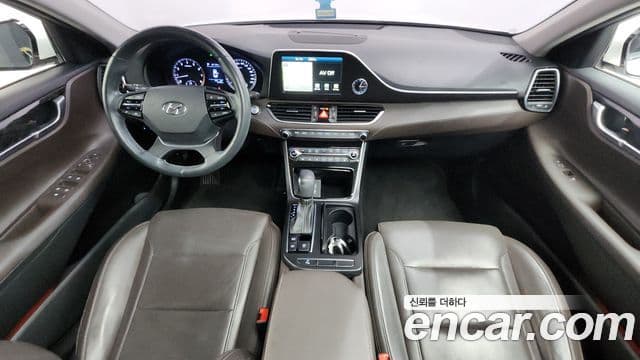 Hyundai Grandeur IG 4