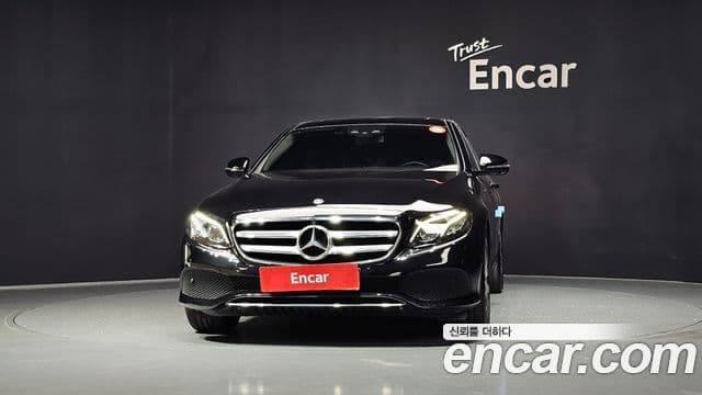 Mercedes-Benz E-Class W213 2