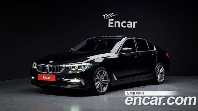 BMW 5 Series (G30)