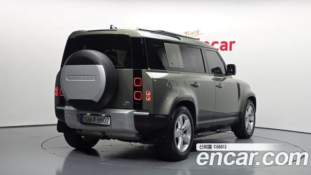 Land Rover Defender (L663) 2
