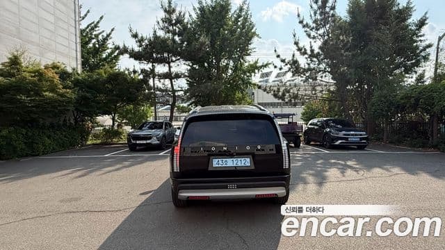 Hyundai Ioniq 9 4