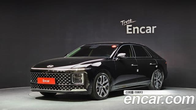 Hyundai Grandeur (GN7) 1