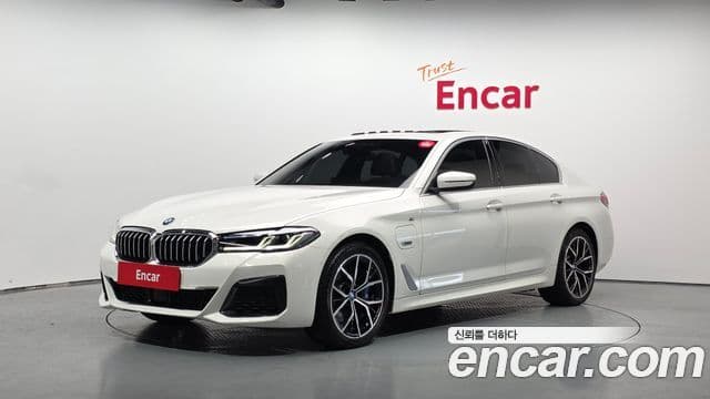 BMW 5 Series (G30)