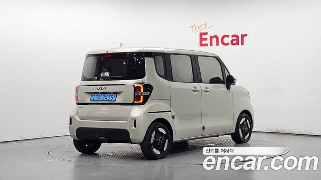 Kia The New Kia Ray EV 2