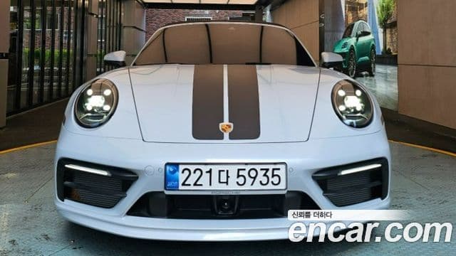 Porsche 911 (992) 3