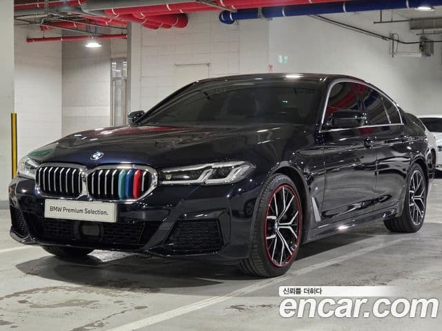 BMW 5 Series (G30)