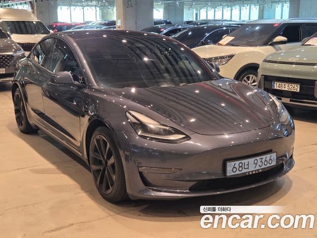 Tesla Model 3 2