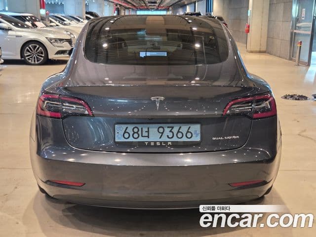 Tesla Model 3 3