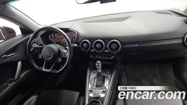 Audi TT (8S) 4