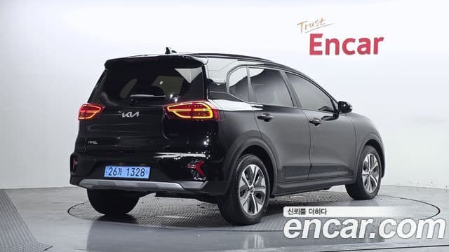 Kia Niro Plus 2