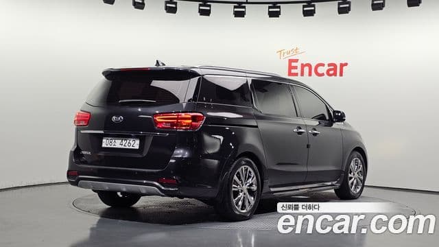 Kia The New Carnival 2