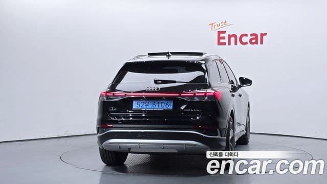 Audi Q4 e-트론 (F4) 3