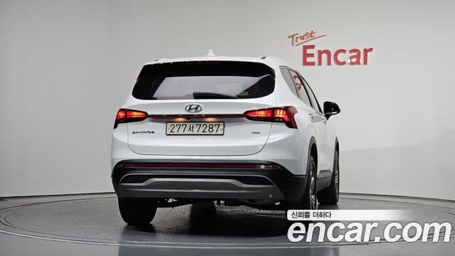Hyundai The New Santa Fe 4