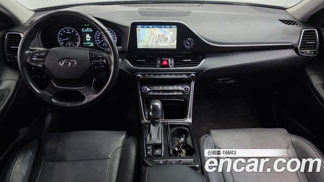 Hyundai Grandeur IG 4