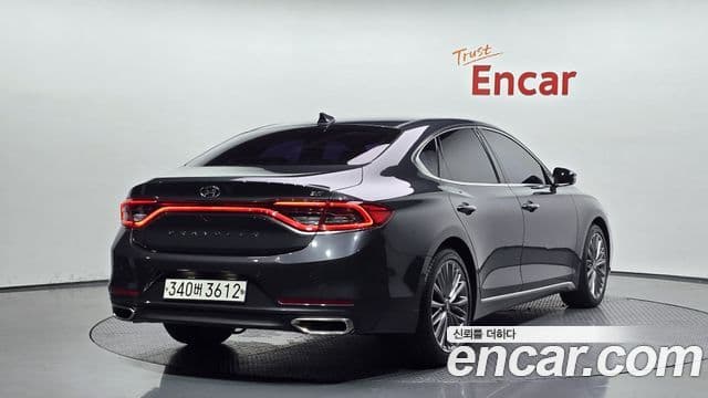 Hyundai Grandeur IG 2