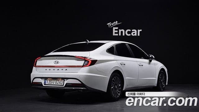 Hyundai Sonata Hybrid (DN8) 2