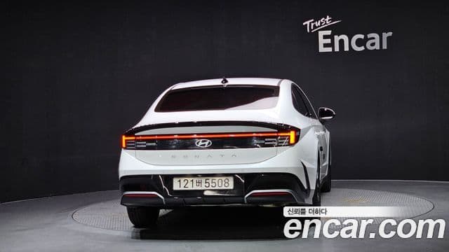 Hyundai Sonata The Edge (DN8) 4