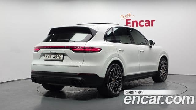 Porsche Cayenne (PO536) 2
