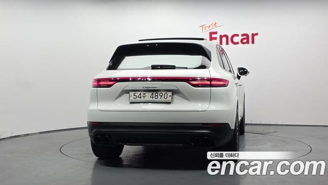 Porsche Cayenne (PO536) 4