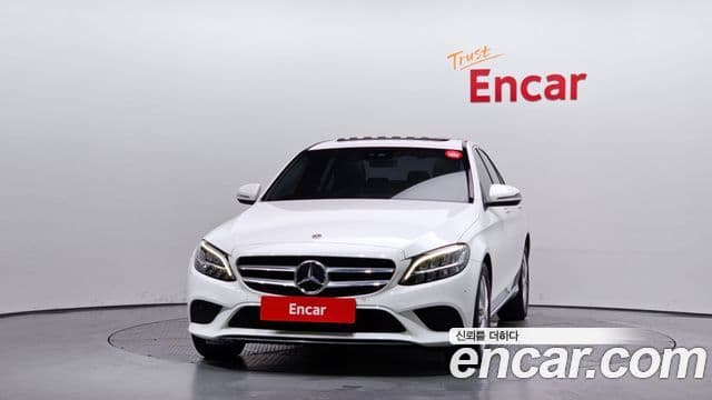 Mercedes-Benz C-Class W205 2