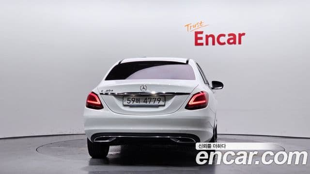 Mercedes-Benz C-Class W205 3