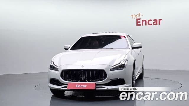 Maserati Quattroporte 3